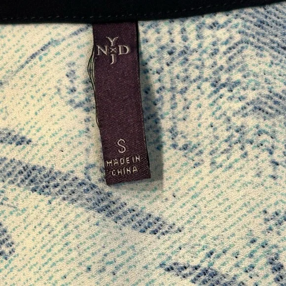 NYDJ Women's Blue Floral Printed Tunic‎ Top S - Picture 8 of 10